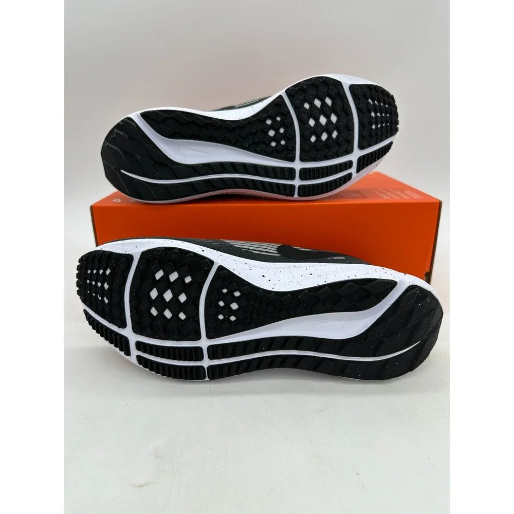 Nike Air Zoom Pegasus 39 Womens Size 9 Black White Running Shoes DH4072 005